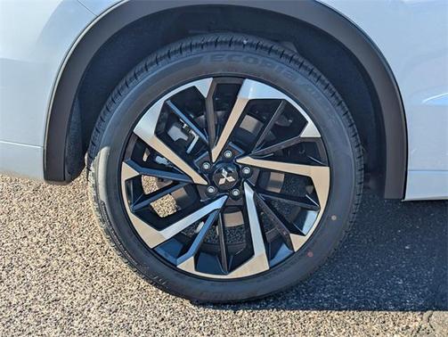 2025 Mitsubishi Outlander PHEV SEL