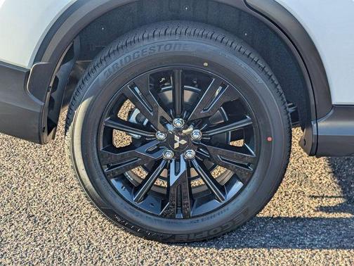 2026 Mitsubishi Eclipse Cross LE