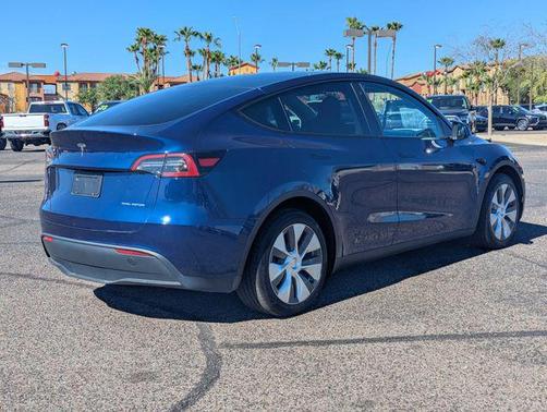 2023 Tesla Model Y Long Range Dual Motor All-Wheel Drive