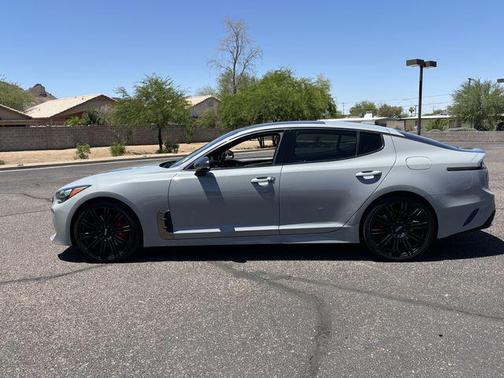 Ceramic Silver 2019 Kia Stinger GT1