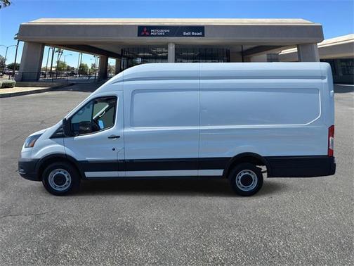 2022 Ford Transit-250 Base