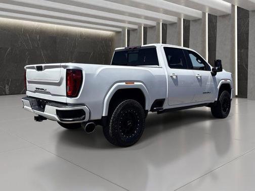 White Frost Tricoat 2020 GMC Sierra 2500 Denali