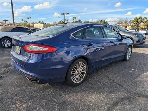 2014 Ford Fusion SE