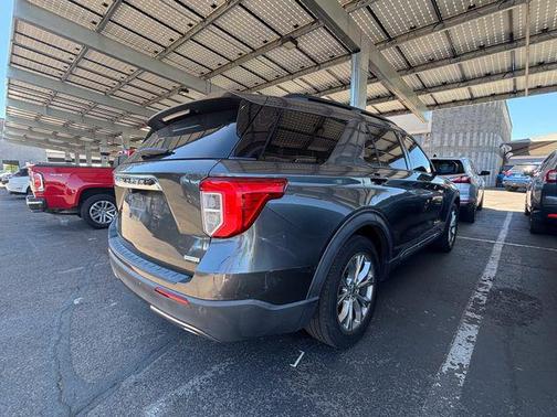 Magnetic Metallic 2020 Ford Explorer XLT