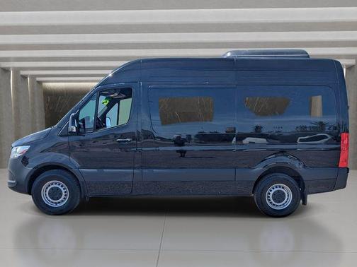Black 2024 Mercedes-Benz Sprinter 2500 Standard Roof
