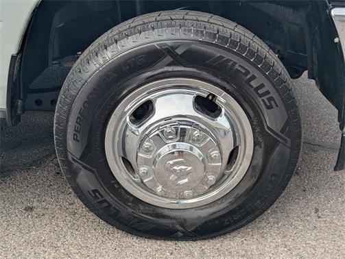 2024 RAM 3500 Big Horn Crew Cab 4x4 8' Box