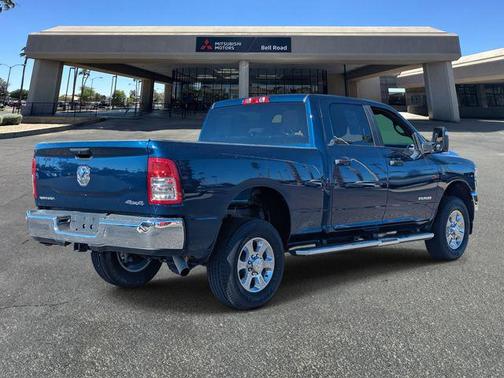Patriot Blue Pearlcoat 2024 RAM 2500 Big Horn Crew Cab 4x4 6'4' Box