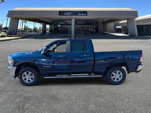 Patriot Blue Pearlcoat 2024 RAM 2500 Big Horn Crew Cab 4x4 6'4' Box