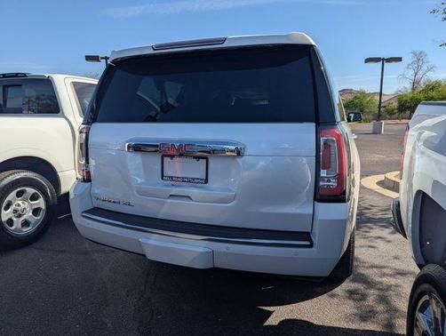 White Frost Tricoat 2018 GMC Yukon XL Denali