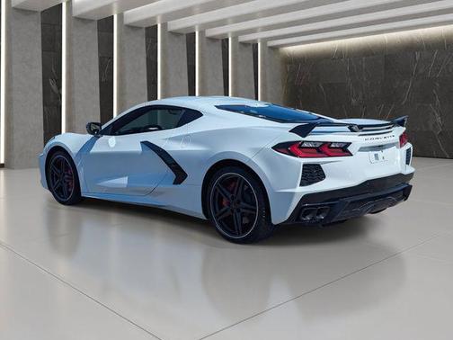 2024 Chevrolet Corvette Stingray w/2LT