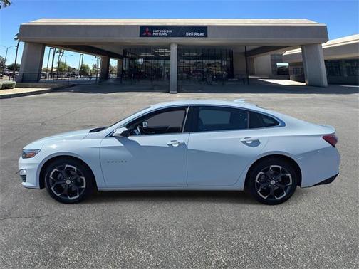 2022 Chevrolet Malibu FWD LT