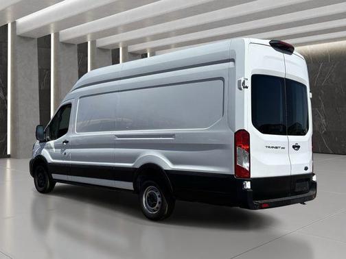 Oxford White 2023 Ford Transit-250 Base