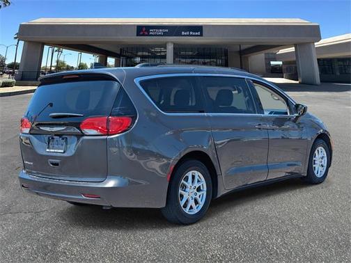 2021 Chrysler Voyager LXI
