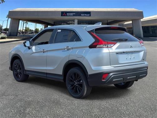 2025 Mitsubishi Eclipse Cross LE