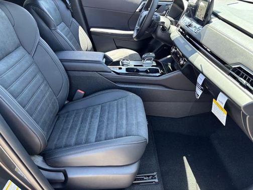 Graphite Gray 2026 Mitsubishi Outlander LE S-AWC