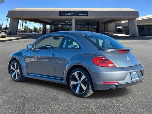 2012 Volkswagen Beetle Base