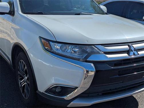 2018 Mitsubishi Outlander SE