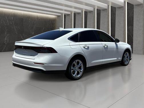 Platinum White Pearl 2024 Honda Accord LX 1.5T