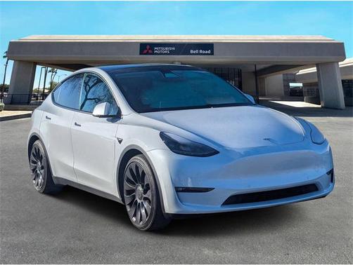 Pearl White Multi-Coat 2022 Tesla Model Y Performance Dual Motor All-Wheel Drive