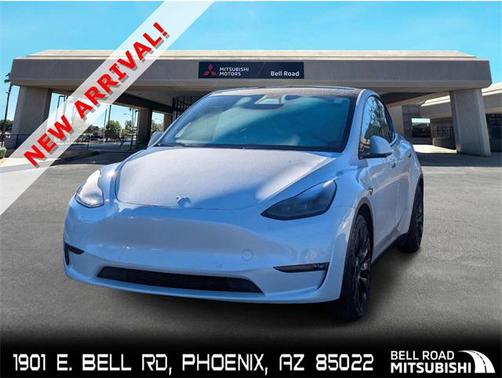 Pearl White Multi-Coat 2022 Tesla Model Y Performance Dual Motor All-Wheel Drive