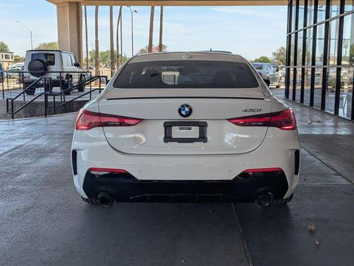 Alpine White 2026 BMW 430 i