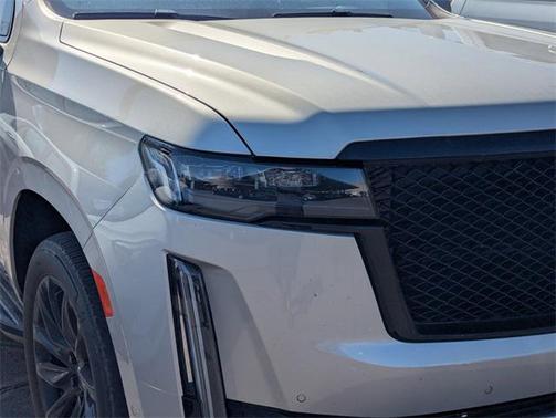 2023 Cadillac Escalade ESV Sport