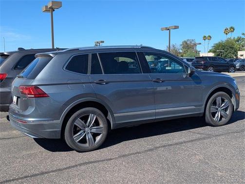 2020 Volkswagen Tiguan 2.0T SEL R-Line Black