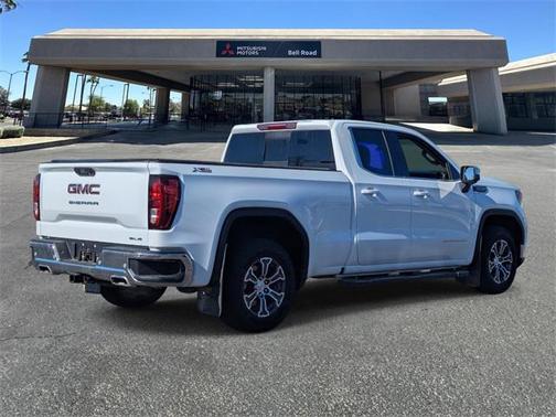 2024 GMC Sierra 1500 SLE