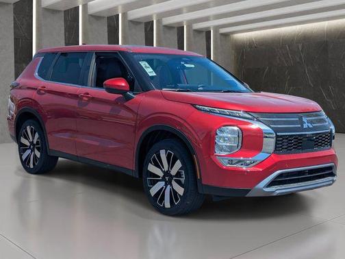 Red Diamond 2026 Mitsubishi Outlander SE 1.5T 2WD