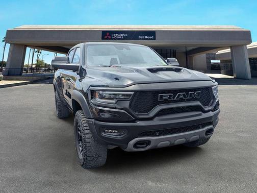 Diamond Black Crystal Pearlcoat 2023 RAM 1500 TRX