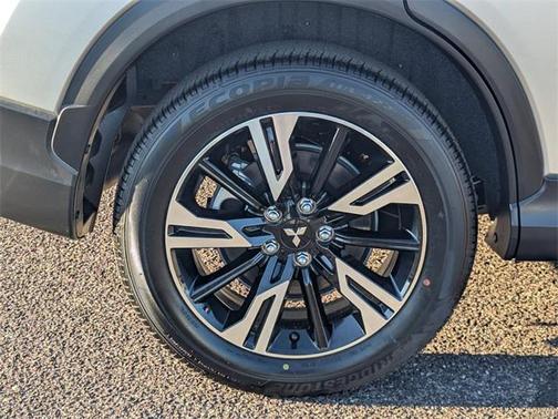 2026 Mitsubishi Eclipse Cross SE