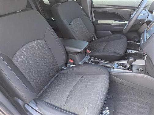 2025 Mitsubishi Outlander Sport 2.0 ES