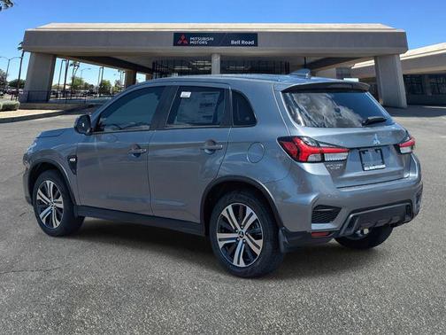 Mercury Gray Metallic 2025 Mitsubishi Outlander Sport 2.0 ES