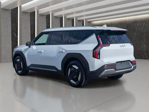 2025 Kia EV9 Wind