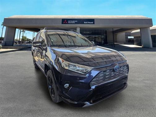 2020 Toyota RAV4 Hybrid SE