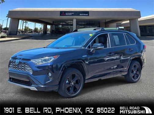 2020 Toyota RAV4 Hybrid SE