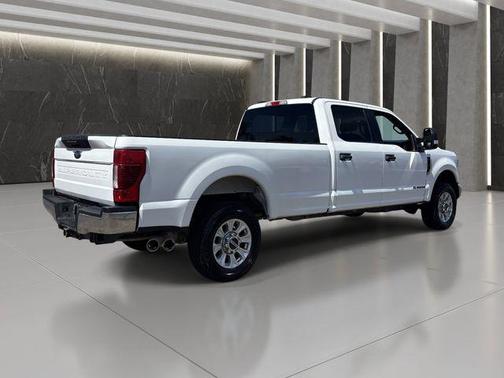 Oxford White 2021 Ford F-250 XLT