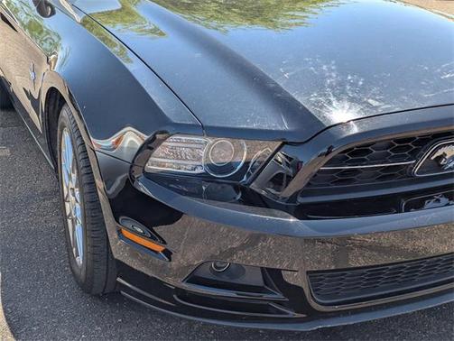 2013 Ford Mustang V6 Premium