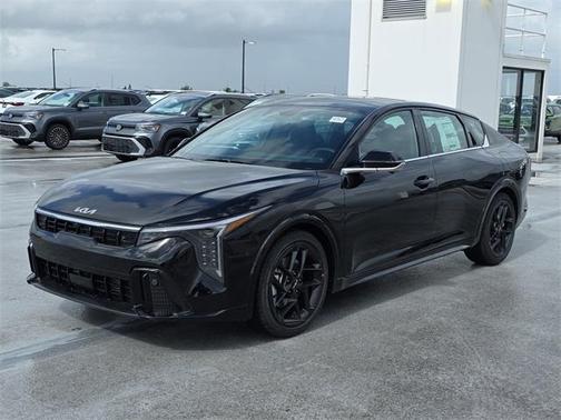 2025 Kia K4 GT-Line Turbo
