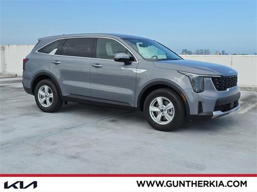 2025 Kia Sorento LX