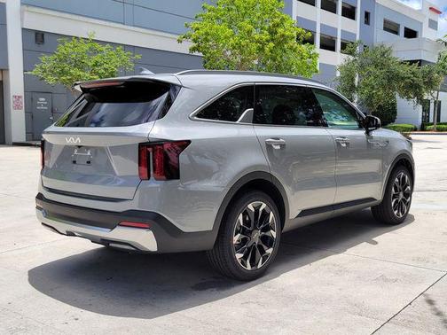 Wolf Gray 2026 Kia Sorento EX