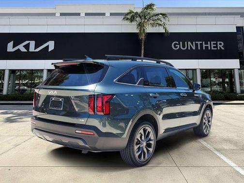 Aruba Green 2023 Kia Sorento EX