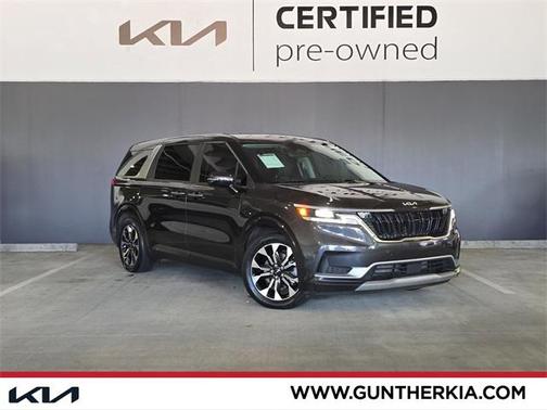 2024 Kia Carnival EX