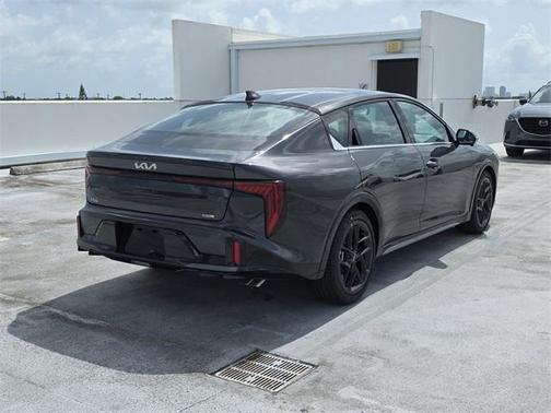2025 Kia K4 GT-Line Turbo