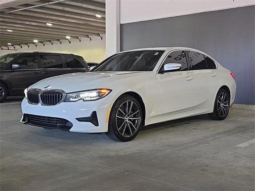 2019 BMW 330 330i