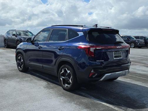 Dark Ocean Blue 2024 Kia Seltos EX