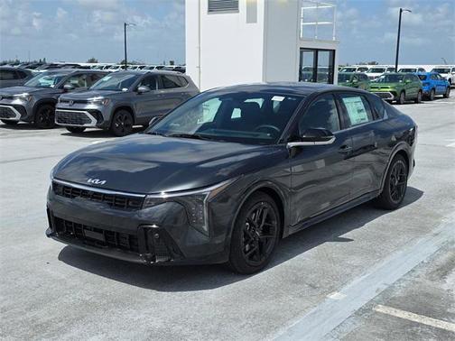 2025 Kia K4 GT-Line Turbo
