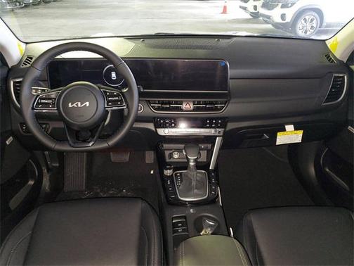 2025 Kia Seltos SX
