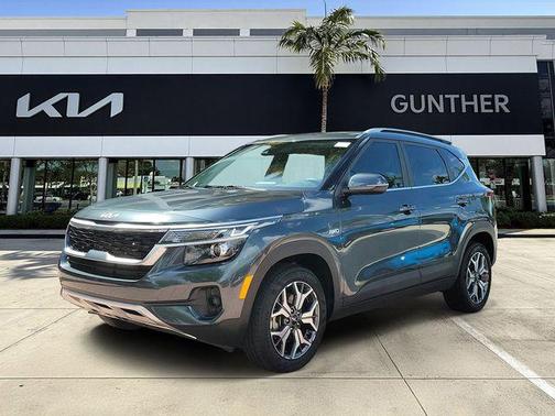 Gravity Gray 2023 Kia Seltos EX