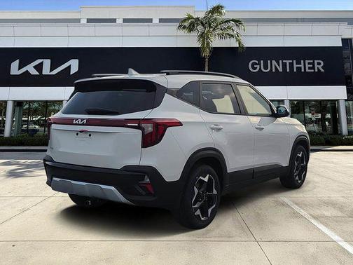 Snow White Pearl 2026 Kia Seltos S